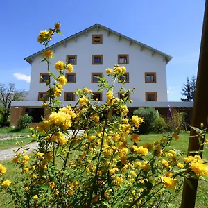 2* Hotel Logis La Cremaillere